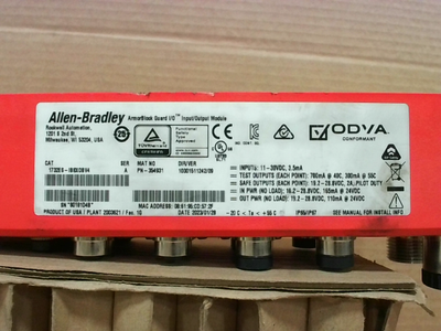 Allen Bradley 1732ES-1B8X0BV4 /A ArmorBlock Guard Input/Output Module 11-30VDC 3 img