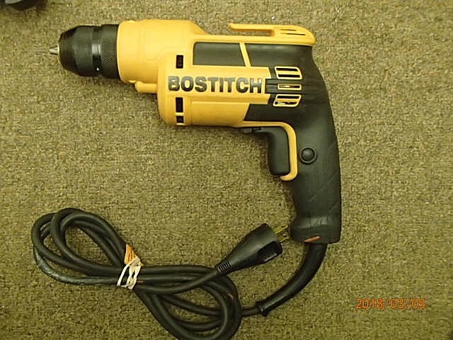 Bostitch BTE100 3/8-Inch Drill w/Case