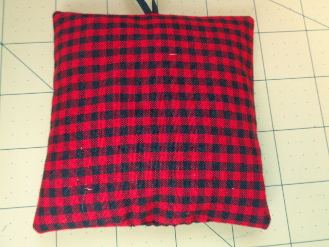 Handcrafted  Deer Head Decorative Balsam Filled Pillow Ornament Buffalo Check