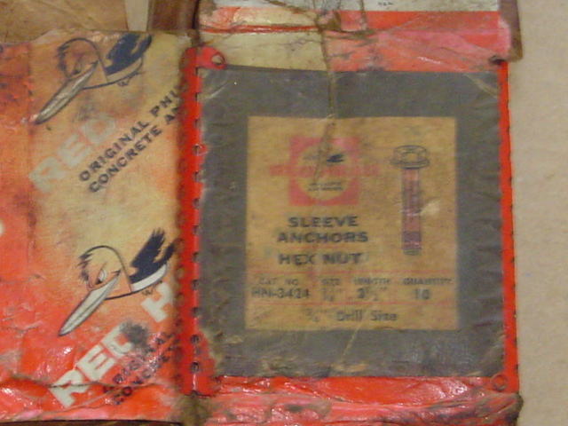 NOS Lot of 33 concrete Sleeve ANCHOR Wedge Expanding Red Head 3/4 x 2 1/2 x 3