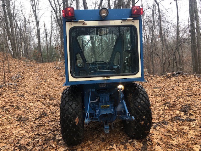 Ford 1300 Diesel Hydrostatic 4x4 Compact Tractor + Loader + Heated Cab