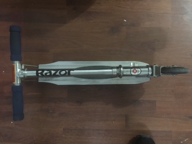 Razor scooter with wheelie bar. Sale!