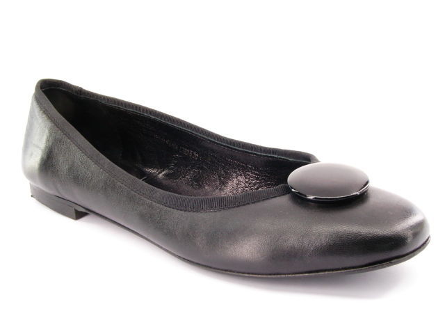 Kenneth Cole Women's Casual Flats and Oxfords