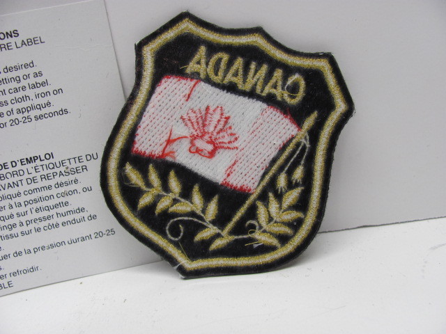 Embroidered Canada Flag Crest Patch