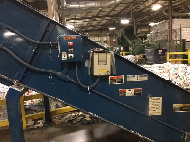 2002 Excel 2R9D Two Ram Baler