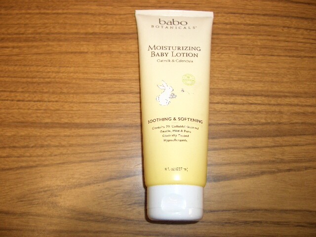 Babo Botanicals Moisturizing Baby Lotion Oatmilk & Calendula  8 fl oz 9/2020