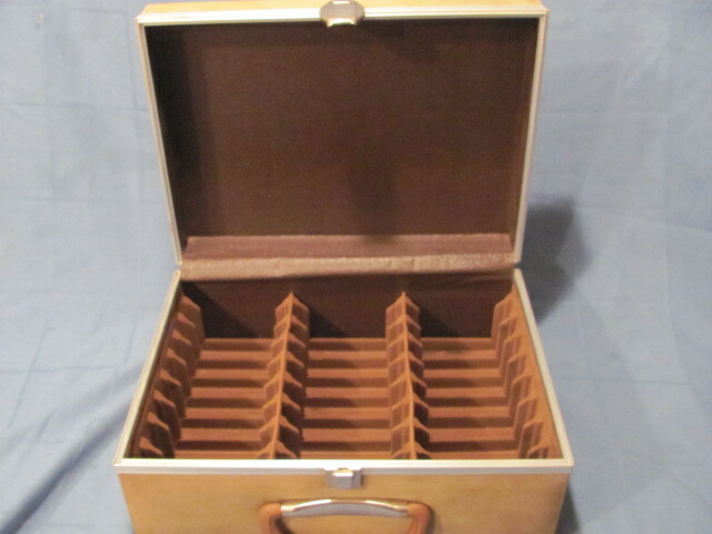 VINTAGE...8-Track tape storage box/carrying case Tan (holds 24)