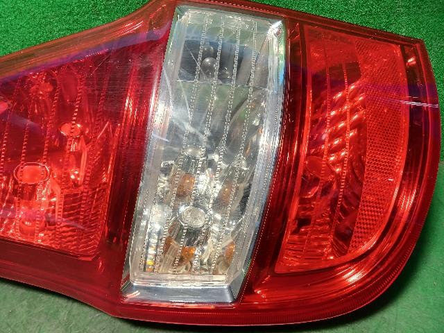 2010 Hyundai Elantra GT i30 cw Rear,Left TailLight - Picture 2 of 4