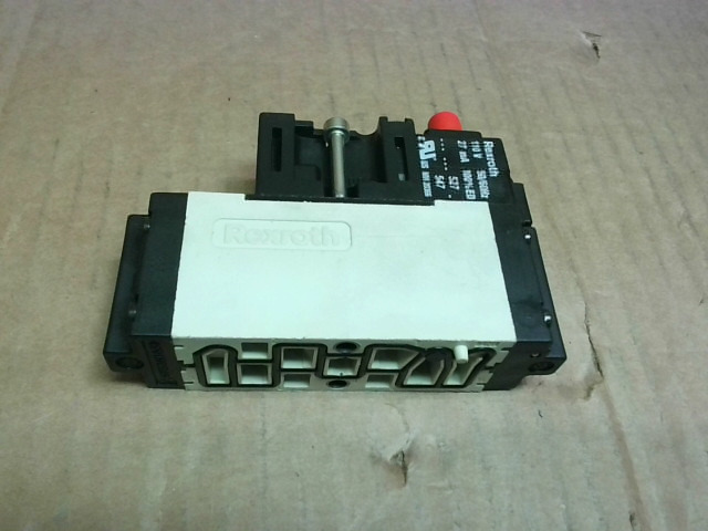 Rexroth 576351 Directional Solenoid Valve 110VDC 5763510 - New No Box