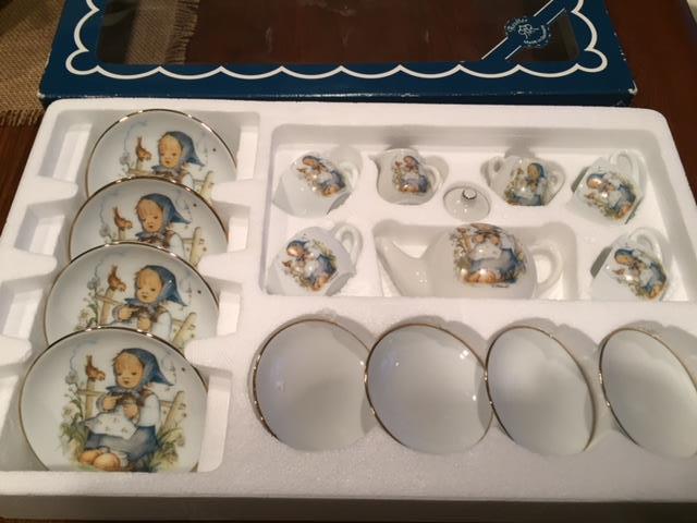 MJ Hummel Childs Porcelain Tea Set He Loves Me in Original Box  All Pieces