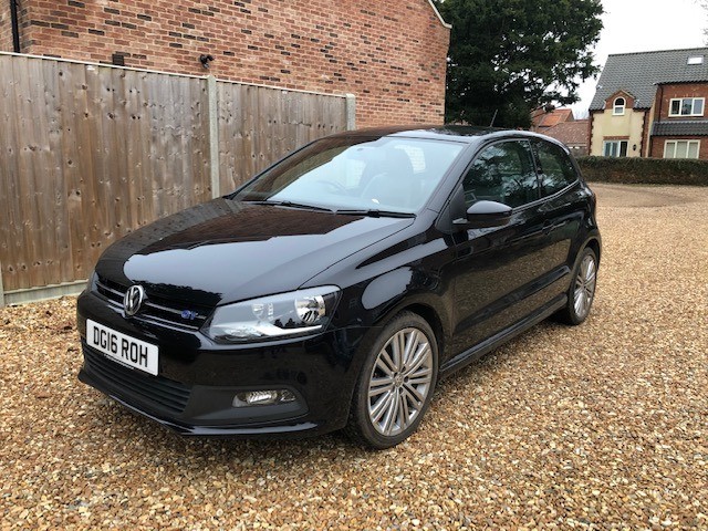 Volkswagen polo black edition