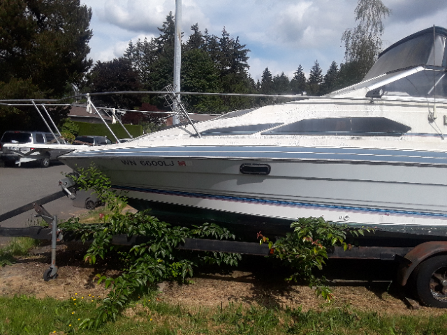 1998 Bayliner Cierra Powerboat Motor & Trailer, Kirkland WA No Fees & No Reserve
