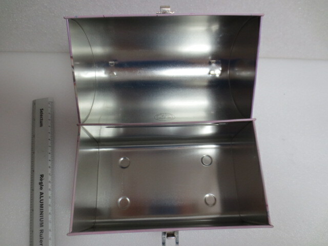 I Dream of Jeannie Tin Lunch Box 8” Wide x 7-1/2” Inches Tall VANDOR 2000