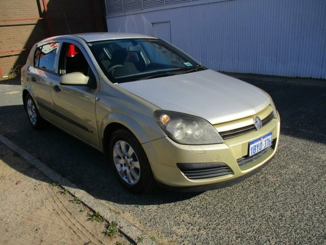 Ваза astra gold