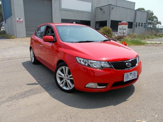 Kia cerato red