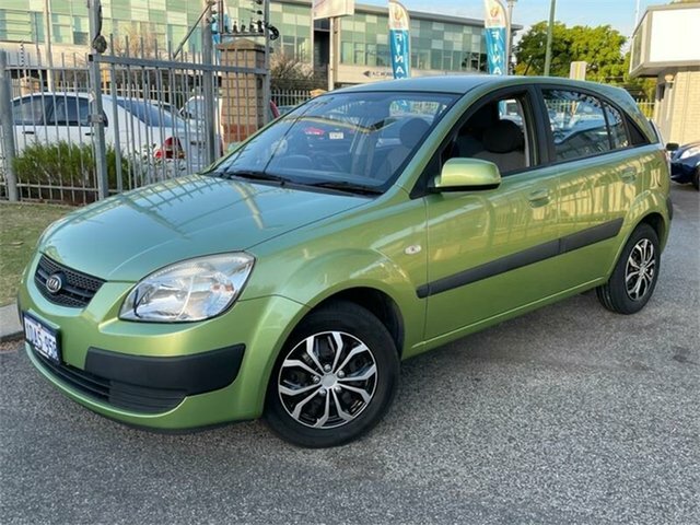 Kia rio green