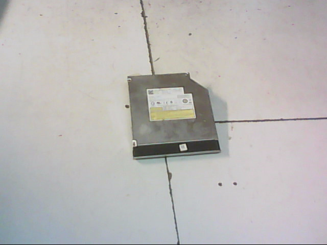 Graveur Uj8d1 Dell Vostro 3560 P24f