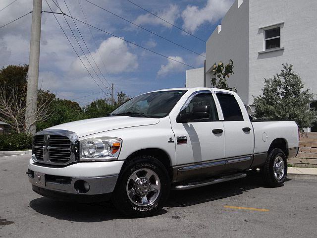 2009 Dodge Ram 2500 HD * CUMMINS TURBO DIESEL * BIG HORN HEAVY DUTY  LOW MILES