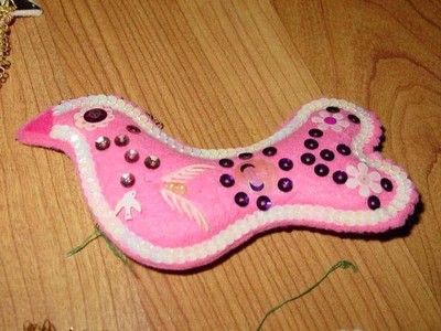 6 Vintage CHRISTMAS FELT and SEQUIN BIRD Ornaments - Handmade Kit Blue Pink Red