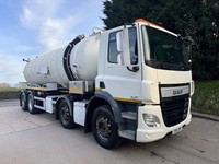 2015 15 DAF CF 400 Euro 6 8x4 Whale stainless steel 4000 gallon vacuum tanker 