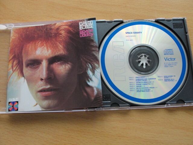 David Bowie - Space Oddity,RCA Victor PCD1-4813 Japan 1985