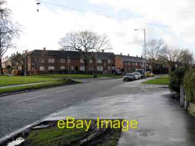 Photo 6x4 Newall Green - Greenbrow Road Davenport Green/SJ8086 Part of a c2009