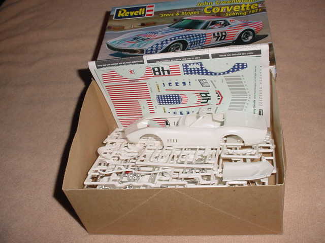 Revell John Greenwood's Stars & Stripes Corvette, Sebring 1971 # 85-2825   1/25