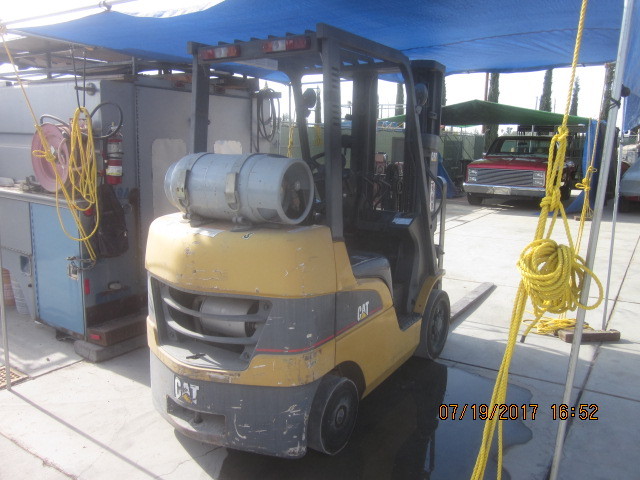 2006 Caterpillar C5000 forklift