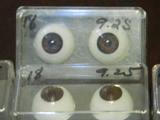 NOS VINTAGE GLASTIC DOLL EYES - 18MM BROWN - VINTAGE JAPAN DOLL EYES