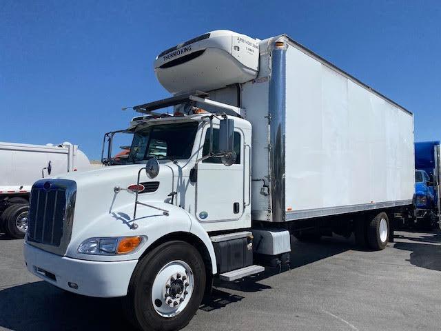 26ft Reefer Truck Freezer Refrigerated Peterbilt 3yrWRNTY mack kw freightliner f