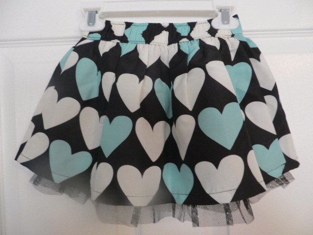 NEW SONOMA GIRLS SKIRT SKORT  BLACK WHITE AQUA HEARTS SIZES 4, 5