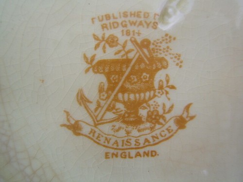 Lot of 8 Ridgways Boullions Bowls &  Saucers RID2 Floral England Vintage