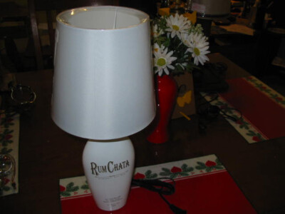 Rum Chata 1 Liter Lighted Bottle lamp BRAND NEW (no alcohol), corded