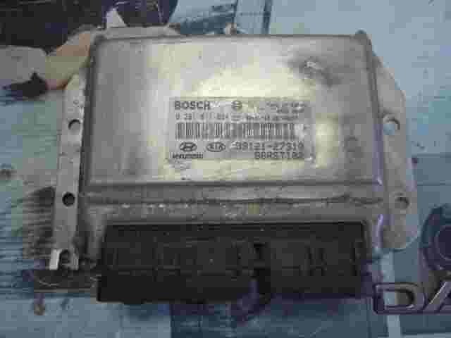Calculateur De Moteur Kia Carens Ii 3912127310 39121-27310 Bosch