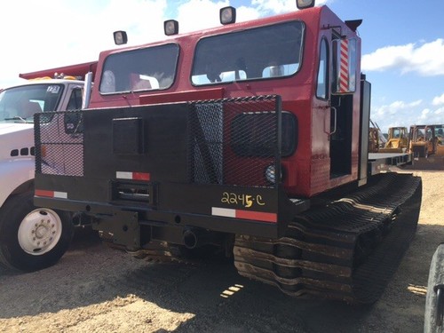 GO TRAC CRAWLER CARRIER WITH FLAT BED, VERY CLEAN, EXCELLENT CONDITION, CALL!!!!