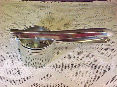Stainless Ricer 13 1/2'' Length 2 Cup Capacity Unbranded Great Canning Cooking