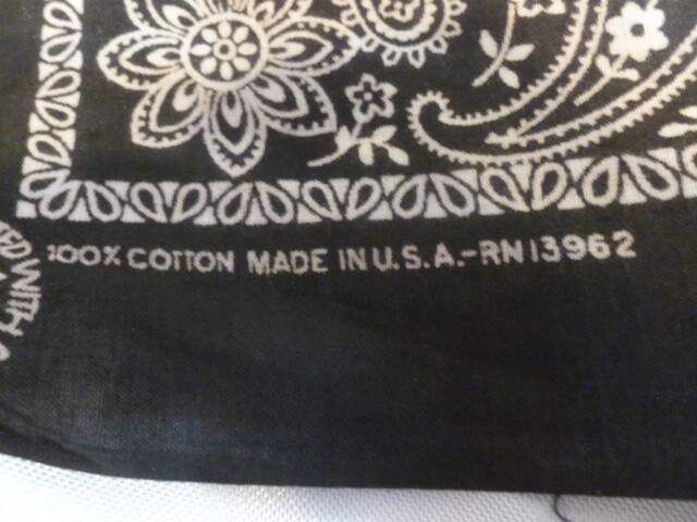 BANDANA  NEW OLD STOCK USA RN 13962 CRAFTED  WITH PRIDE IN AMERICA