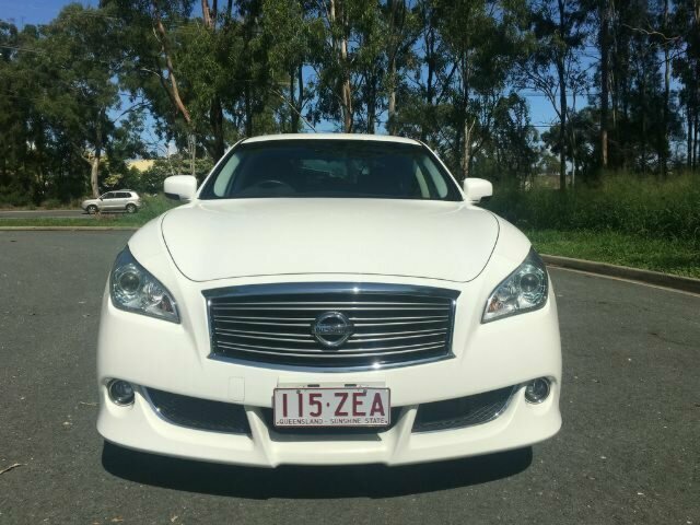 Nissan fuga 2013