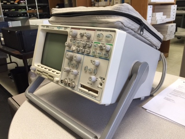 Agilent 54641D Mixed-Signal Digital Oscilloscope Logic Analyzer 2 16 Ch 350 MHz