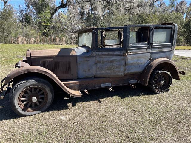 Owner 1926 Willys Knight model 66 Sedan