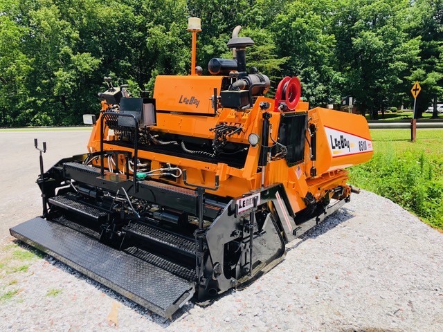 2010 Leeboy Paver 8510LDB