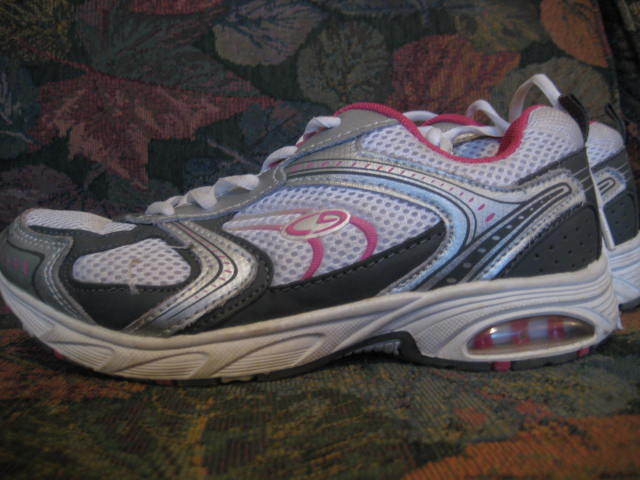 Champion girls' sneakers size 4.5