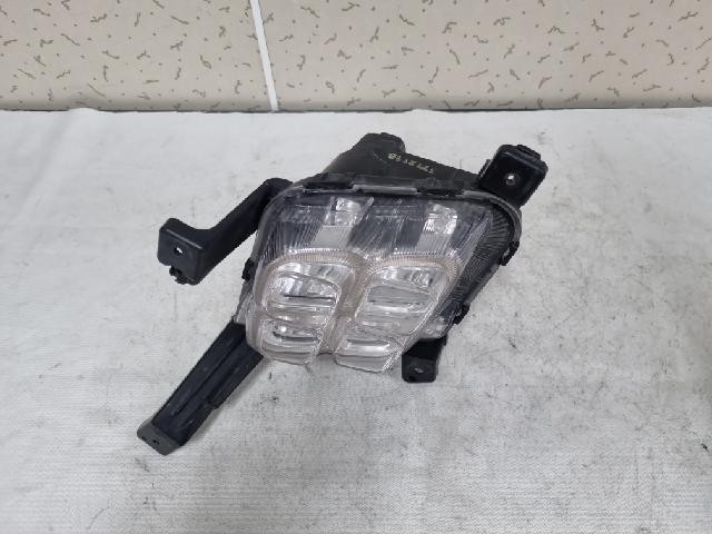 2019 KIA The New Sorento Left LED Fog Light 92201C5600 - Picture 2 of 6