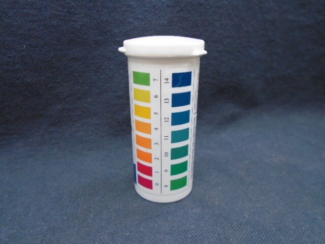 New FISHERBRAND 0.0 to 14.0 Plastic pH Indicator Strip 13-640-516 100 Strip/Vial