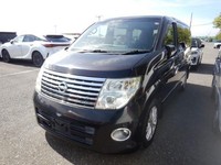 2004 Nissan Elgrand 3.5 HIGHWAY STAR AUTOMATIC * ONLY 19000 MILES * HALF LEATHER