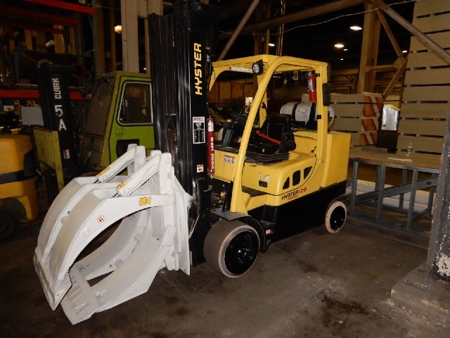 12000 LB HYSTER FORKLIFT MDL S120FTPRS W/ 60