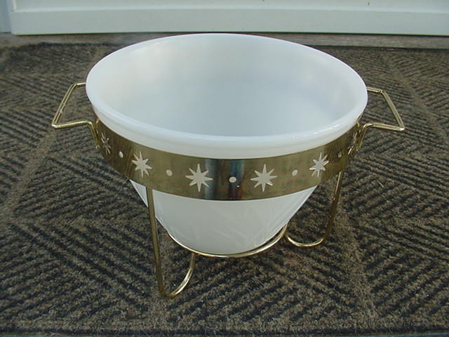 Vtg Hazel Atlas 1950s Milk Glass Mixing Bowl Cattails & Reeds Motif & Holder