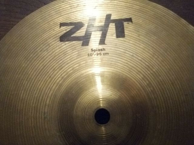 Zildjian 10” ZHT Splash Cymbal damaged edges bent as is effects