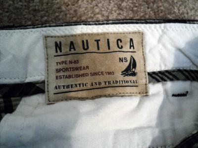NAUTICA CASUAL CLIPPER STYLE MENS SHORTS size 40  KHAKI & DARK BLUE PLAID