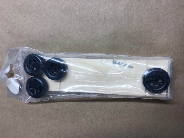 PINECAR PINE CAR RACER WEDGE KIT P369 PINEWOOD DERBY